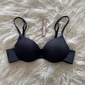 Skims Ultimate Push up Plunge Bra Onyx Size 34A
